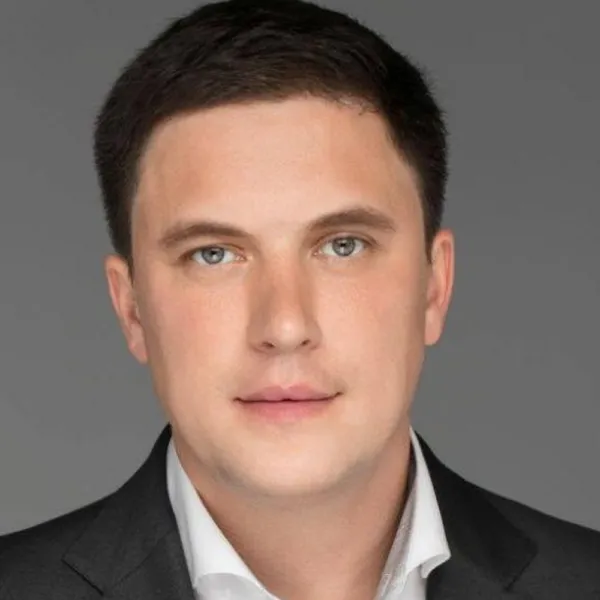 Тарасов Олег Сергійович - біографія, досьє, компромат Тарасов Олег Сергійович - біографія, досьє, компромат
