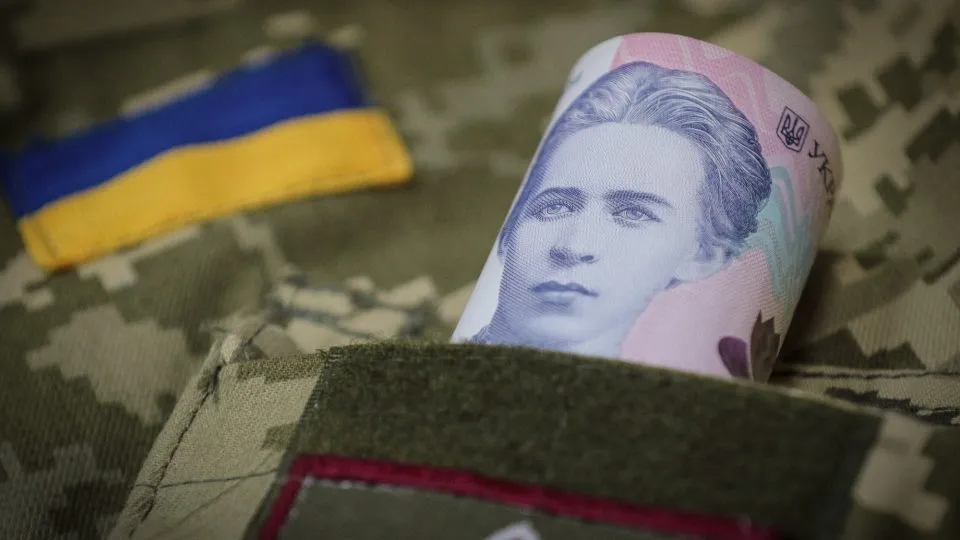У Верховній Раді обговорюється підняття військового збору до 7%, для категорії "високих зарплат"