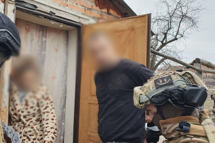 Національна поліція знайшла людей, які ломилися у квартиру журналіста Ніколова