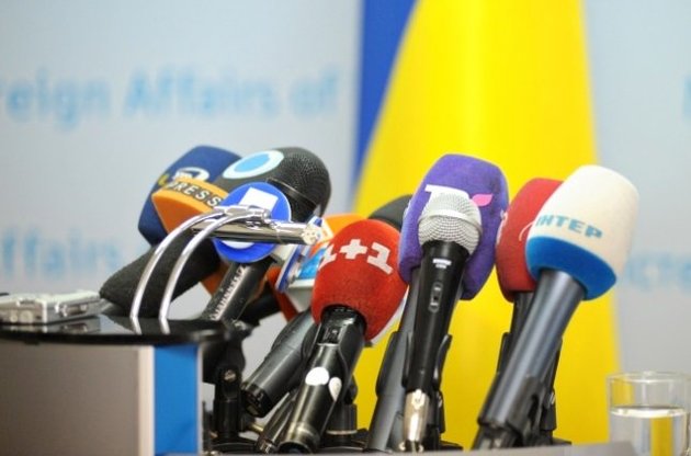 Європейська федерація журналістів (EFJ) зафіксувала системність у переслідуванні журналістів Офісом Президента через анонімні канали