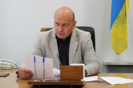 Скрізь є, а в нашому місті немає: як заступник голови Харківської ОДА Олександр Скакун "тримає марку" спиртового фальсифікату